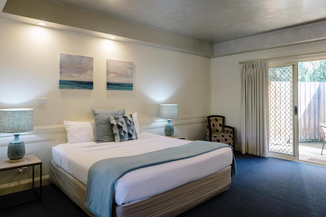 Fairways Resort Rosebud Extérieur photo